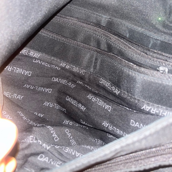 D Ray cross shoulder bag - Picture 5 of 7